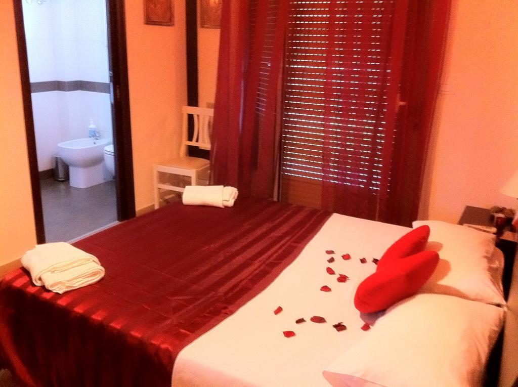 A Casa Olimpia Giarre Tra Taormina, Etna E Catania Bed & Breakfast Room photo