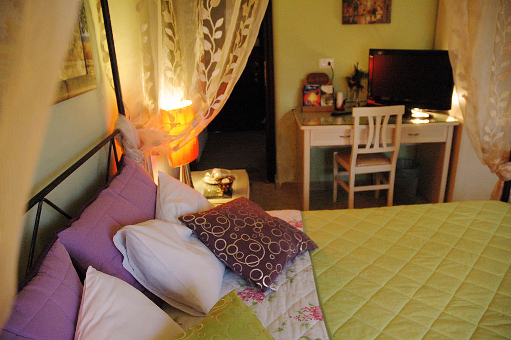 A Casa Olimpia Giarre Tra Taormina, Etna E Catania Bed & Breakfast Room photo